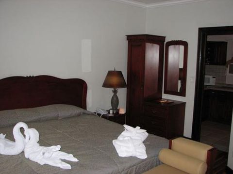 Casa Conde Apartotel And Suites