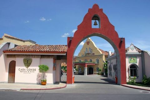 Casa Conde Apartotel And Suites