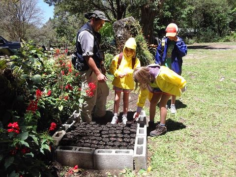 Curi-Cancha Reserve Tour